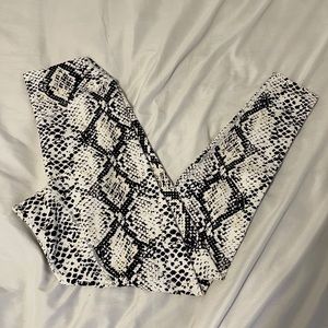 Balance Athletica Ascend Python Leggings XS